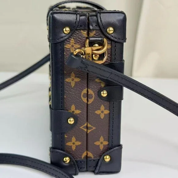 Louis Vuitton Monogram Canvas Limited Edition Soft Trunk Shoulder Bag - Picture 4 of 11